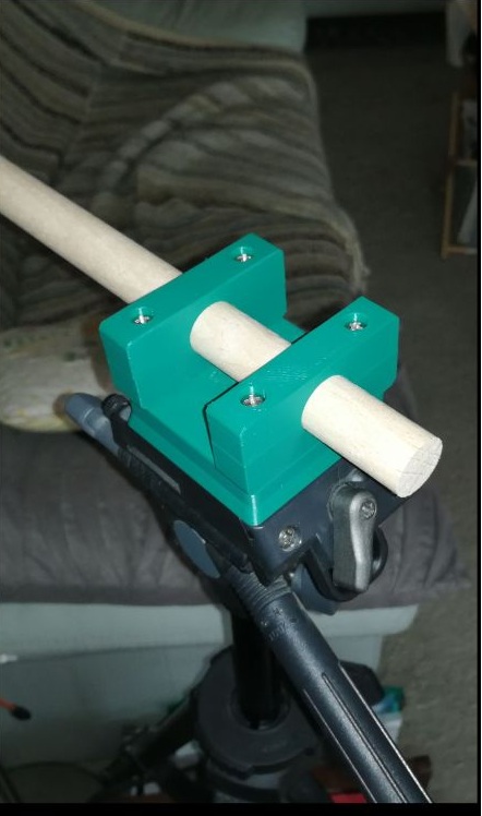 Tripod mounting plate